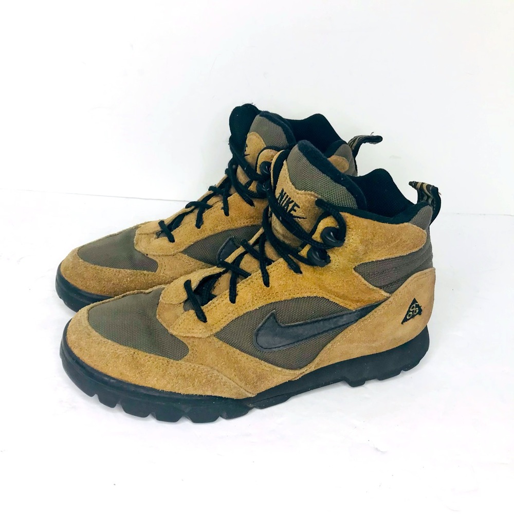Vintage Nike ACG Caldera Hiking Boots Brown  Suede Women’s 7.5 90’s 940810-1A